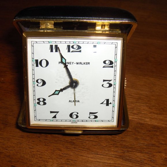 Alarm clocks, wind up travel type, Ingraham, Phinney Walker - Picture 2 of 12